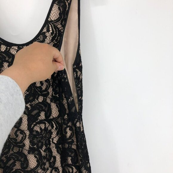 ARITZIA Wilfred hemon lace crochet mini dress black and nude  XS - Picture 7 of 10